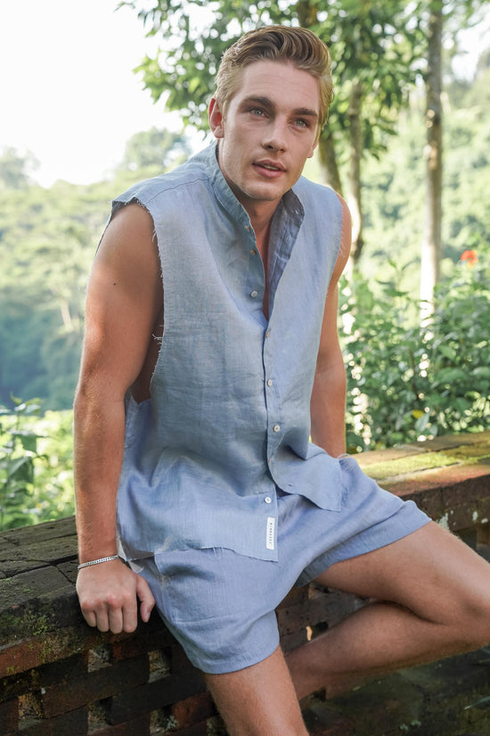 Guns Sleeveless Linen Shirt in Slate