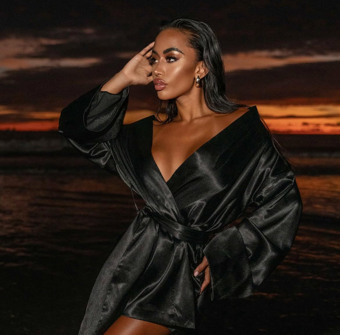 SILKY BLACK